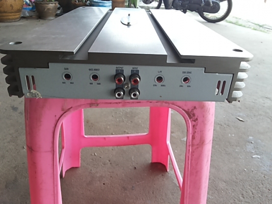 ขายแอมป์คลาสดี 1800 wเต็มสภาพดีราคาถูก