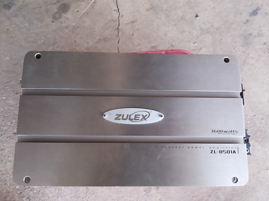 ขายแอมป์คลาสดี 1800 wเต็มสภาพดีราคาถูก