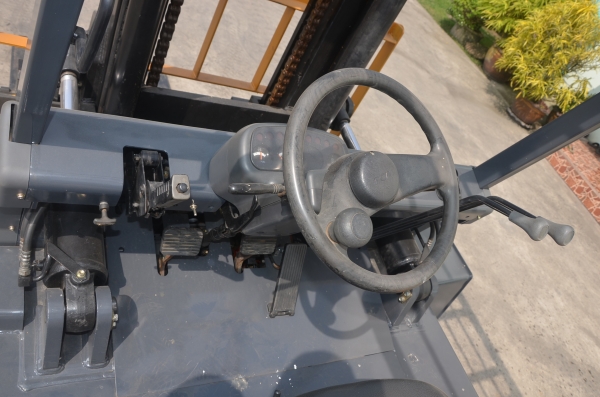 ขาย Tcm FD60Z8 ดีเซล Isuzu 6BG ออโต้ 6 ตัน ยกสูง	 4 เมตร