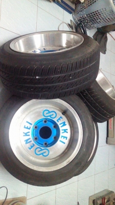ขายล้อแม็คนอก ล้อตันเอ็นไกพร้อมยาง 4 วง