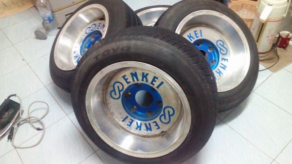 ขายล้อแม็คนอก ล้อตันเอ็นไกพร้อมยาง 4 วง