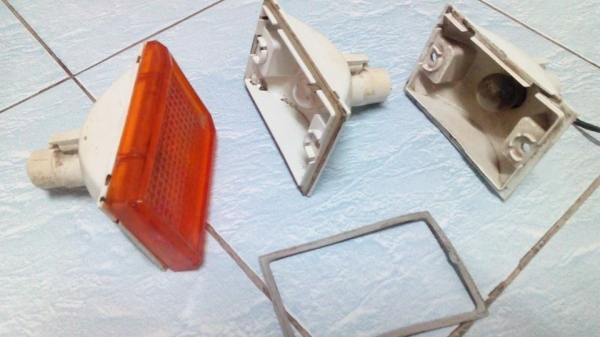 ขาย ไฟเลียวไฟหลี่หน้ากระบะ ford คูเรีย ขาย ไฟเลียวไฟหลี่หน้ากระบะ ford คูเรีย