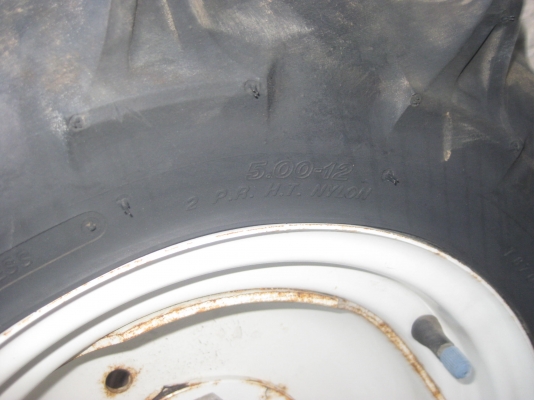 รถพรวนดินเดินตาม รถพรวนดินเดินตาม