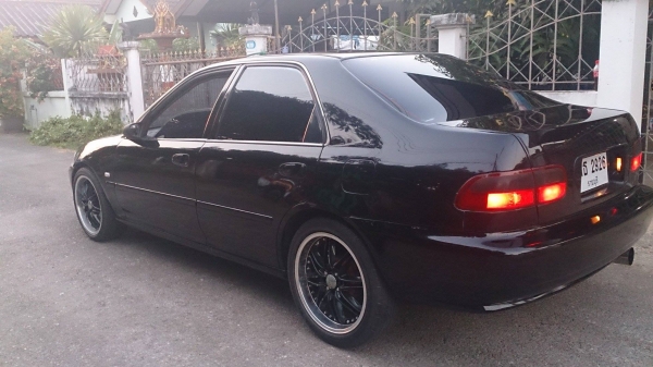 ขาย HONDA CIVIC ปี95 สีดำ
