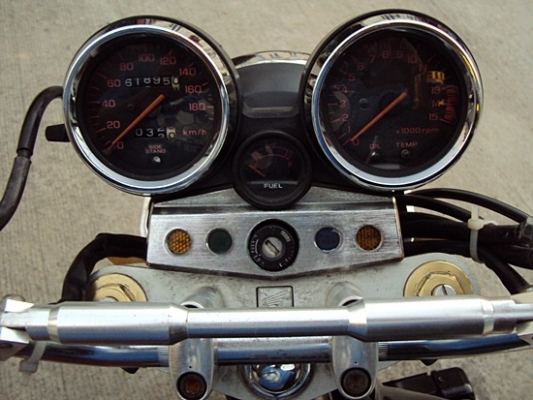 ขาย Cb400 version s ปี98 ทะเบียนโอน ลดราคาครับ