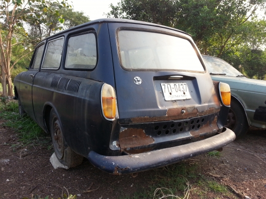 ขาย vw van (หน้ากบ ปีเก่า ล้อตัน5รู205)