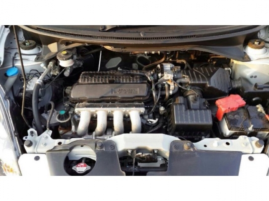 HONDA BRIO 1.2 AT ปี 2012 สีขาว HONDA BRIO 1.2 AT ปี 2012 สีขาว