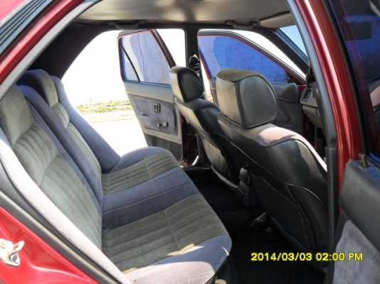 ขายรถโตโยต้า โคโรล่า ปี90 เครื่อง1.3 เกียร์ธรรมดา ภายในสวยๆ เดิมๆ สะอาด วิทยุCD แอร์เย็น ภายนอกสีเต็มเงา มีริ้วรอยบ้าง รถขับดี ประหยัดครับ ขายถูกครับ