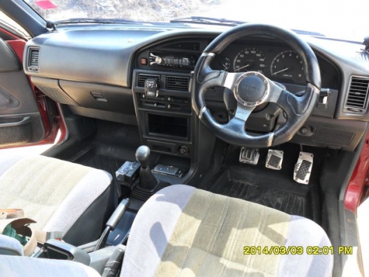 ขายรถโตโยต้า โคโรล่า ปี90 เครื่อง1.3 เกียร์ธรรมดา ภายในสวยๆ เดิมๆ สะอาด วิทยุCD แอร์เย็น ภายนอกสีเต็มเงา มีริ้วรอยบ้าง รถขับดี ประหยัดครับ ขายถูกครับ