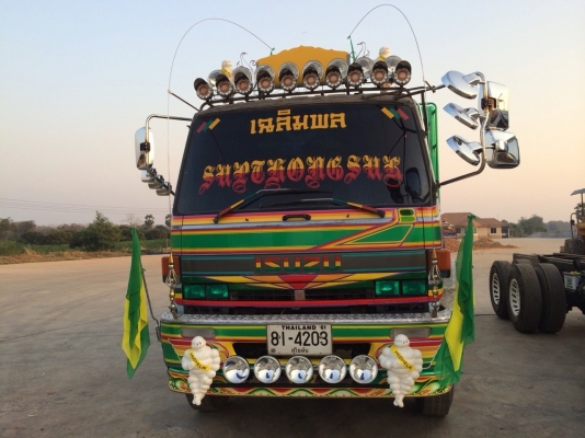 ขายด่วนสิบล้อดั้มสองเพลา240นางฟ้าแท้ๆ ขายด่วนสิบล้อดั้มสองเพลา240นางฟ้าแท้ๆ