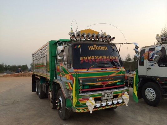 ขายด่วนสิบล้อดั้มสองเพลา240นางฟ้าแท้ๆ ขายด่วนสิบล้อดั้มสองเพลา240นางฟ้าแท้ๆ