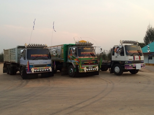 ขายด่วนสิบล้อดั้มสองเพลา240นางฟ้าแท้ๆ ขายด่วนสิบล้อดั้มสองเพลา240นางฟ้าแท้ๆ