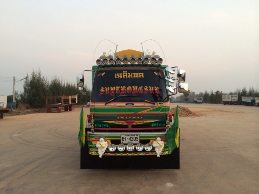 ขายด่วนสิบล้อดั้มสองเพลา240นางฟ้าแท้ๆ ขายด่วนสิบล้อดั้มสองเพลา240นางฟ้าแท้ๆ