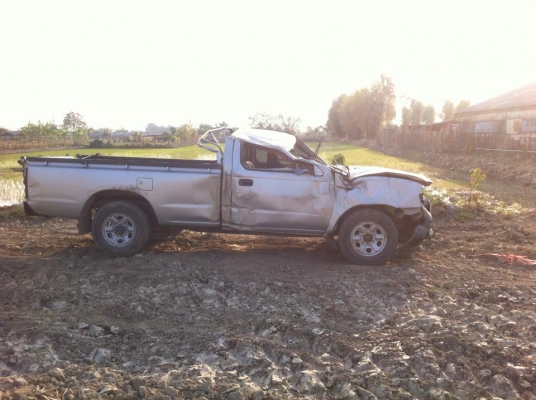 ขายซาย Nissan Frontier หัวเดี่ยว ปี 2545 เครื่อง 2700