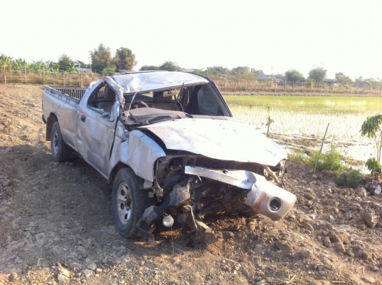 ขายซาย Nissan Frontier หัวเดี่ยว ปี 2545 เครื่อง 2700