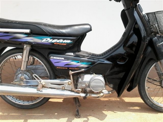 ขายดรีมทูทะเบียนพร้อมโอนรถปี 39 ทะเบียนขาดปี 51 รถเจ้าของมือเดียวออกร้านเครื่องดีมากควันไม่ขาวเครื่องไม่ดัง