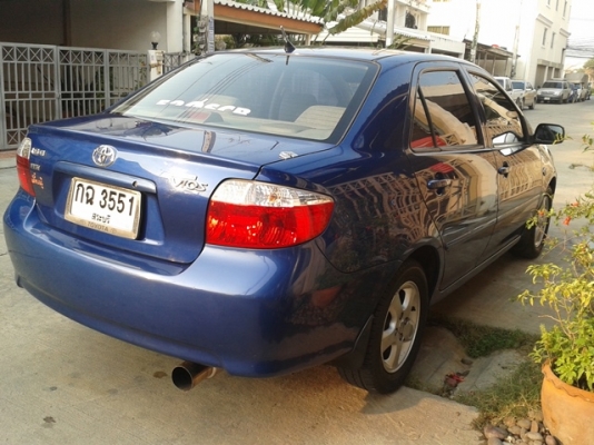 ไม่ต้องดาวน์toyota vios1.5eปี2003เกียร์autoติดแก๊สหัวฉีดac