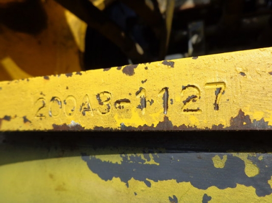 รถขุด SUMITOMO SH200-3 Tel.087-331-0254