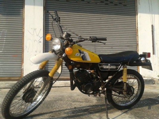 ขาย YAMAHA DT100 ทะเบียนเต็มพร้อมชุดโอน ระบบไฟทองขาวเดิม แรงๆ รถอยู่ กรุงเทพแถว ดอนเมืองคับ ขาย YAMAHA DT100 ทะเบียนเต็มพร้อมชุดโอน ระบบไฟทองขาวเดิม แรงๆ รถอยู่ กรุงเทพแถว ดอนเมืองคับ