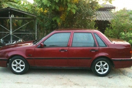 ((ด่วน))ขายรถสวยหรู ราชการใช้ (กรมศุลปากรเคยใช้) VOLVO 460 GLT เกียร์ ออโต้ เครื่อง 2000 cc/ LPG ประหยัดน้ำมัน / ราคา 93,000 บาท ((ถูกที่สุดในเว็บ)) วิ่งได้เกิน 100 แอร์เย็นชื่นใจ,ช่วงล่างนิ่มมาก