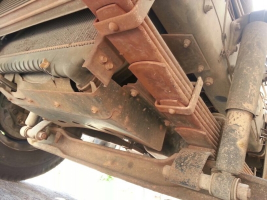 รถฮีโน่ 10 ล้อ ตู้แห้ง 220 แรงม้า. ปี 48  สนใจติดต่อ 081 - 6079515