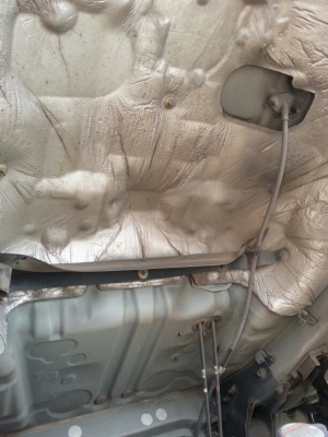 รถฮีโน่ 10 ล้อ ตู้แห้ง 220 แรงม้า. ปี 48  สนใจติดต่อ 081 - 6079515