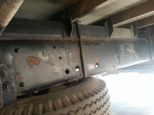 รถฮีโน่ 10 ล้อ ตู้แห้ง 220 แรงม้า. ปี 48  สนใจติดต่อ 081 - 6079515