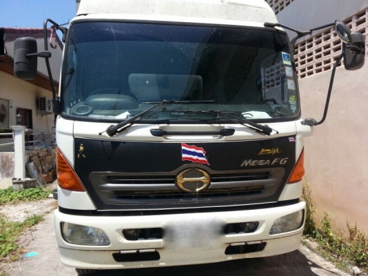 รถฮีโน่ 10 ล้อ ตู้แห้ง 220 แรงม้า. ปี 48  สนใจติดต่อ 081 - 6079515