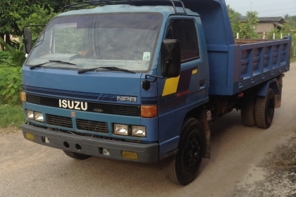 ISUZU หกล้อดัมพ์ ขับดีมาก รถห้างแท้ปี 37 NPR เครื่อง 185 เกียรใหญ่ 6 เกียร เฟืองท้าย F คลัซซี่ดีไม่มีผุ รถใช้งานอยู่ขายตามสภาพ 520,000
