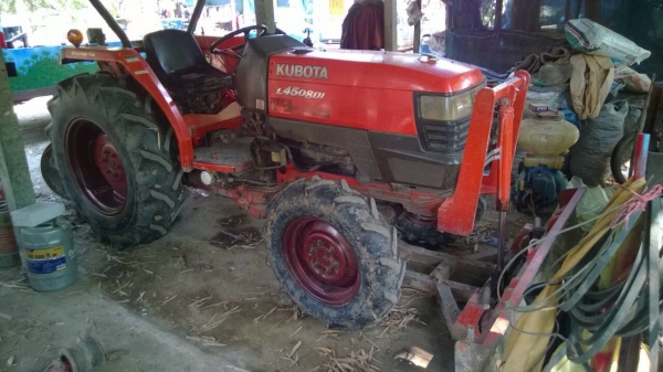 ขายรถไถ Kubota  L4508 di เครื่อง 45 แรง ผานหน้า + ผาน 7 พร้อมใบตีดิน เอกสารเล่มทะเบียน