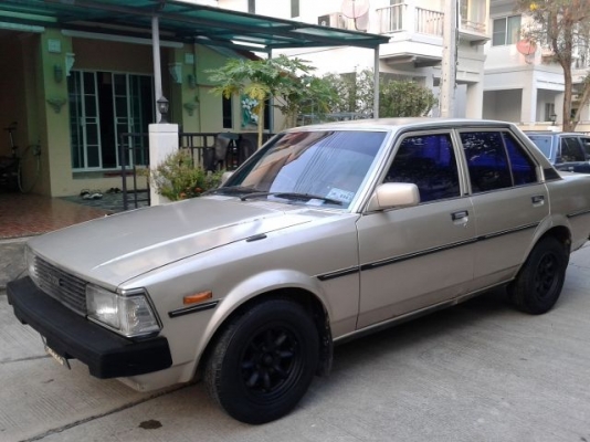 ขาย toyota ke70 เครื่อง 4k 5 เกียร์ CDI สวยเดิมๆ 37000 บาท