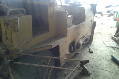 ขายรถบดถนน SAKAI TV40 ขนาด 4ตัน หน้าเหล็ก หลังยาง สภาพต้องซ่อม เฟืองตัวเดินเสีย ขายรถบดถนน SAKAI TV40 ขนาด 4ตัน หน้าเหล็ก หลังยาง สภาพต้องซ่อม เฟืองตัวเดินเสีย
