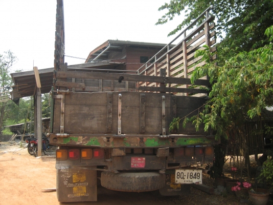 ่10 ล้อ  1 เพลา  เครื่อง 6 BD 1 165  แรง  280,000 บาท