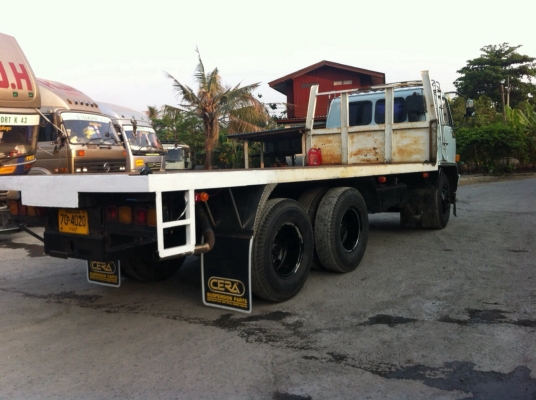 ขายรถบรรทุกสิบล้อพื้นเรียบสภาพพร้อมใช้งานเครือง230เทอร์โบอินเตอร์ราคากันเอง ขายรถบรรทุกสิบล้อพื้นเรียบสภาพพร้อมใช้งานเครือง230เทอร์โบอินเตอร์ราคากันเอง