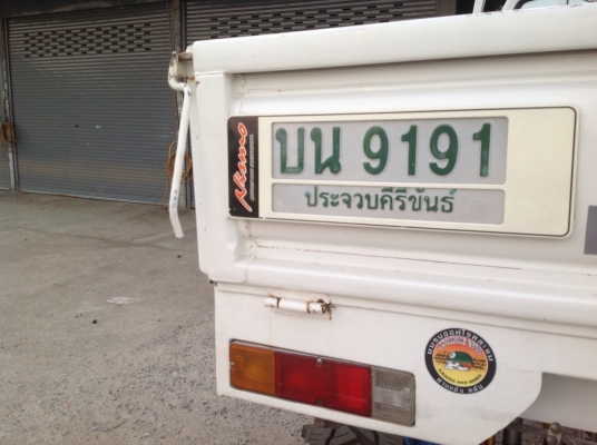 รถTOYOTA hiro4x4ยาง37นิ้ว เครื่องKZ3000เทอร์โบ วินซ์หน้าหลัง