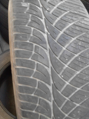 265/50R20 NITTO NT420S มี 2 เส้น ดอกยางพอได้ TEL.081-427-3941