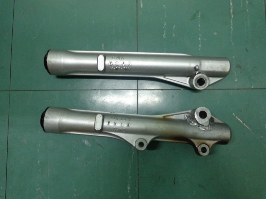 ขายกระบอกโช้ค ฮอนด้าคลิก 2 คู่ เหมาๆ 300 ถ้วน ขายกระบอกโช้ค ฮอนด้าคลิก 2 คู่ เหมาๆ 300 ถ้วน