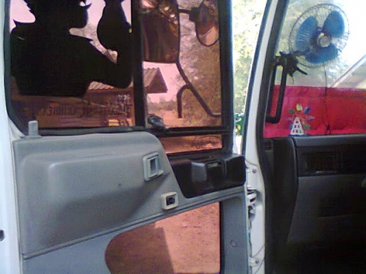 ขาย6ล้อตู้เย็นHINO สิงห์ไฮเทค HO7D 195แรง(รถประกอบ)โรงนํ้าแข็งไทยกวงบ้านหมี่(ลพบุรี)ซื้อไปแล้วครับขอบคุณครับ