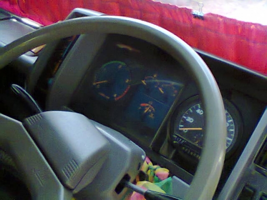 ขาย6ล้อตู้เย็นHINO สิงห์ไฮเทค HO7D 195แรง(รถประกอบ)โรงนํ้าแข็งไทยกวงบ้านหมี่(ลพบุรี)ซื้อไปแล้วครับขอบคุณครับ