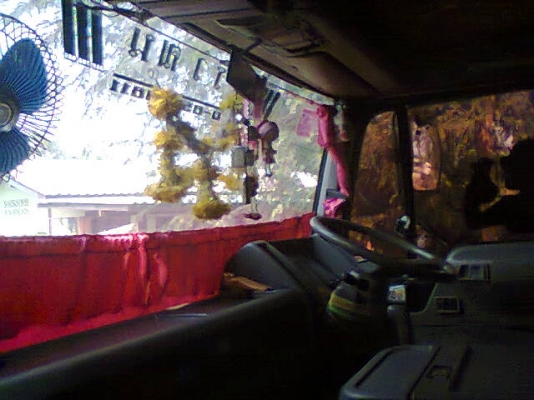 ขาย6ล้อตู้เย็นHINO สิงห์ไฮเทค HO7D 195แรง(รถประกอบ)โรงนํ้าแข็งไทยกวงบ้านหมี่(ลพบุรี)ซื้อไปแล้วครับขอบคุณครับ