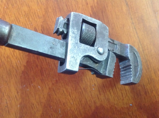 ขายคอม้าโบราณ 8"