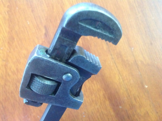 ขายคอม้าโบราณ 8"