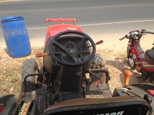 รถไถยันม่าร์EF352T แรงม้า(2เพลา)   อุปกรณ์มี 2 รายการ ผานหลัง-โรตารี่ สภาพดี พร้อมใช้งาน ราคา 188,000 บาท  สนใจติดต่อ 044-666729   089-8451778