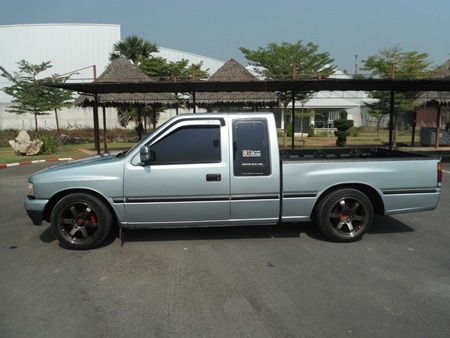 ขาย ISUZU หน้าหนู 2.5 SLX SPACECAB ปี 96 รถสวยๆ พร้อมใช้งาน