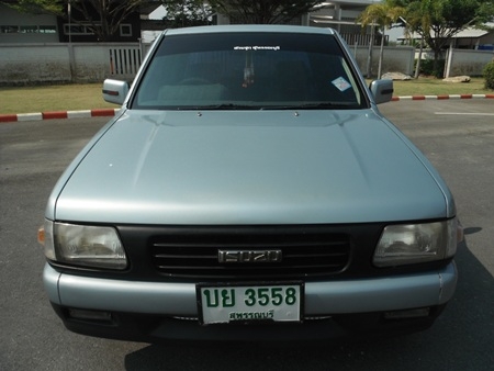 ขาย ISUZU หน้าหนู 2.5 SLX SPACECAB ปี 96 รถสวยๆ พร้อมใช้งาน