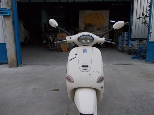 vespa et4150ccรถประกอบใหม่ สภาพตามรูปเลยครับ vespa et4150ccรถประกอบใหม่ สภาพตามรูปเลยครับ