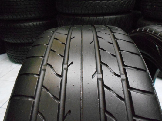 ขายยาง Yokohama 215/45/18 กลางปี 11 สวยๆ 1 คู่/ใส่-ถ่วงฟรีค่ะ