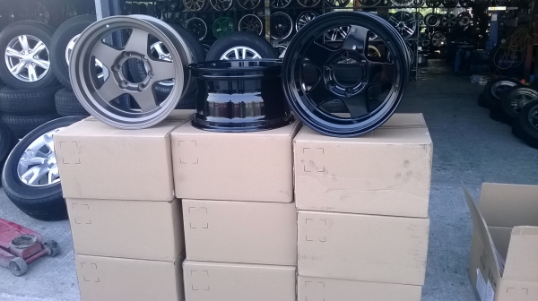 ขายล้อขอบ16 6รูชุดละ11500