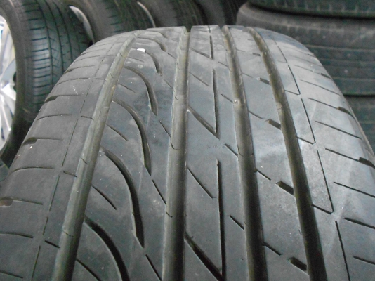 ขายยาง Bridgestone Turanza 215/60/16 ปลายปี 11 สภาพสวยๆ 1 ชุด/ใส่-ถ่วงฟรีค่ะ