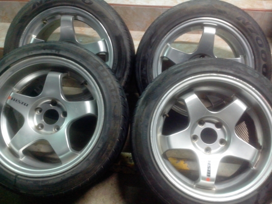 ขายmismo พร้อมยาง215/55/17 et20 หน้าตืน7.5 หลัง8.5  ขาย 8500ด่วน